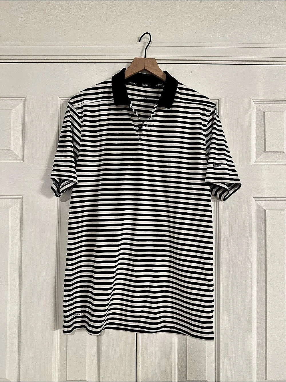 Nike Golf Dri-FIT Striped Polo in Black & White Size Medium Like New